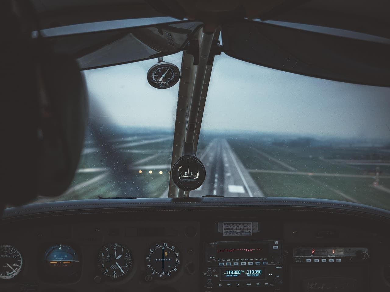 PRIMUS AVIA Blog Post Cover Image - Buying a Business Jet? 5 Things you May Not Have Planned For